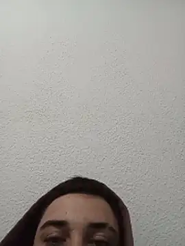 lucasComedor69  online show from May 13, 8:49 pm