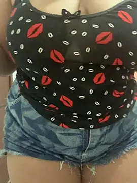 jaquwline online show from May 14, 5:20 pm