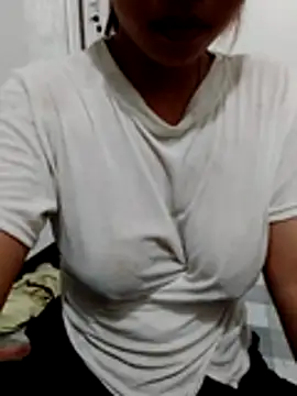 Snapshot of Mirra-a chatting on June 28, 12:33 pm Mirra-a online show from June 28, 12:33 pm
