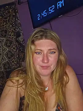 Snapshot of TasteMeVixen69 chatting on June 28, 6:52 am TasteMeVixen69 online show from June 28, 6:52 am