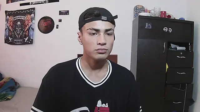 Fenix hardcock online show from June 16, 5:15 pm