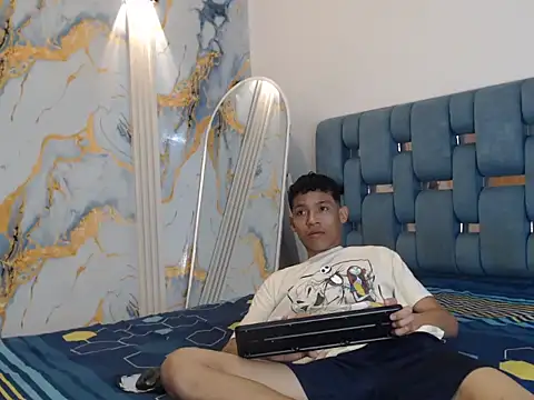 RONALDA HOT26 online show from June 12, 1:43 pm