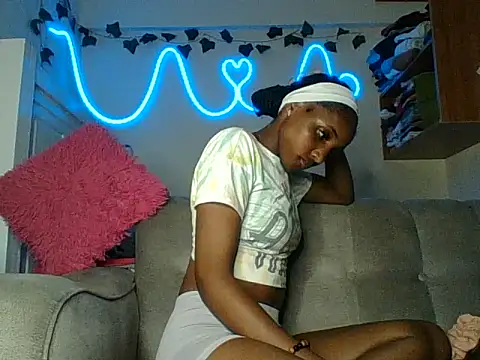Velvet peach online show from July 4, 6:03 pm