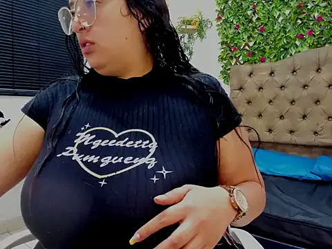 Candy Curvyy online show from May 20, 12:55 pm