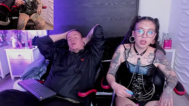 inkedsinners  online show from June 19, 9:51 pm
