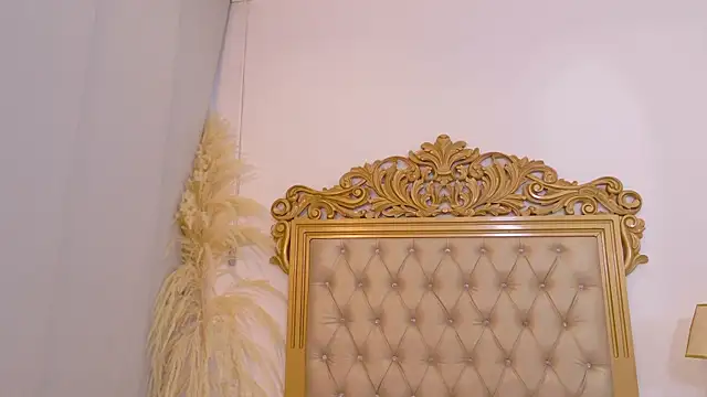 Snapshot of AbrilCardenasX chatting on July 8, 11:15 am AbrilCardenasX online show from July 8, 11:15 am