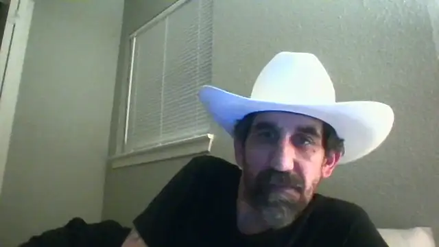 Snapshot of old_Domino chatting on May 23, 10:08 am old Domino online show from May 23, 10:08 am