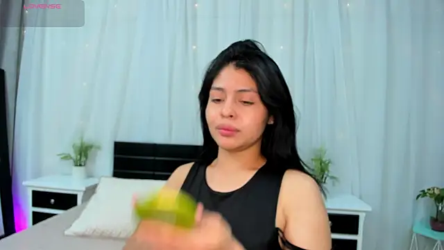 Snapshot of EvaSoto chatting on June 24, 7:24 pm EvaSoto online show from June 24, 7:24 pm