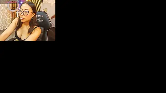 Amhira Tay online show from June 9, 7:14 pm