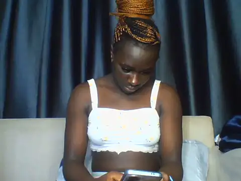Snapshot of Sexxy_Melany_ chatting on July 4, 6:14 pm Sexxy Melany online show from July 4, 6:14 pm