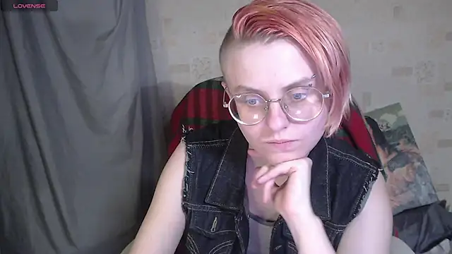 Snapshot of __Freya___ chatting on June 23, 6:28 pm Freya online show from June 23, 6:28 pm