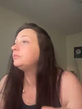 Snapshot of goddesshmh chatting on May 23, 5:56 am goddesshmh online show from May 23, 5:56 am