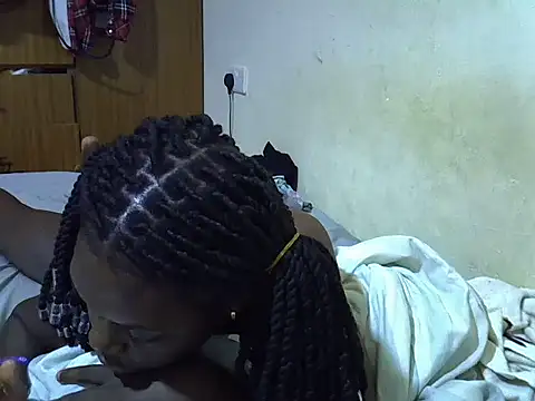 cute tamara09 online show from May 27, 7:00 pm