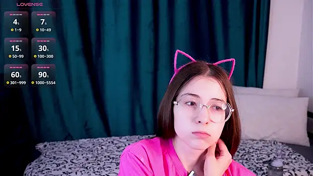KatieAstol online show from June 28, 1:11 am