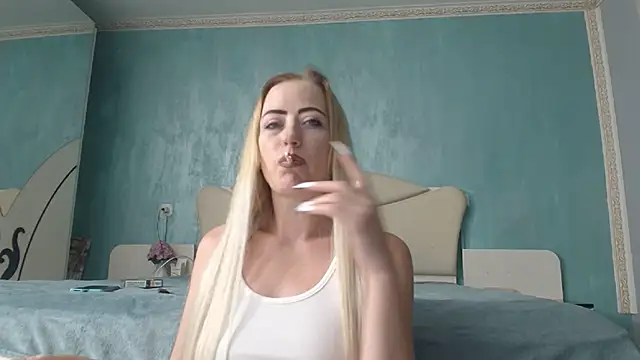 LaraLanee online show from July 9, 7:29 pm