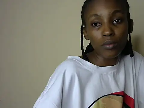 Snapshot of slim_ebon chatting on June 30, 10:33 pm slim ebon online show from June 30, 10:33 pm
