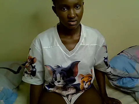sexxydollyy online show from July 6, 12:57 pm