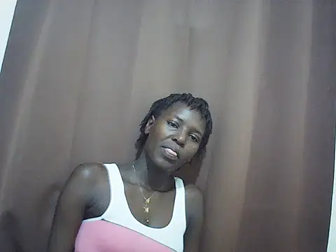 Snapshot of sexy_berry5 chatting on May 16, 10:36 am sexy berry5 online show from May 16, 10:36 am