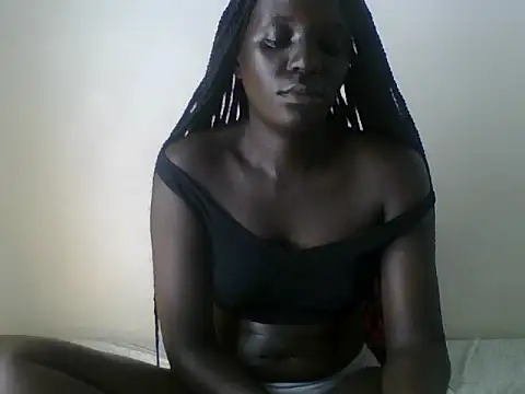 Snapshot of LatishLava chatting on June 22, 3:25 am LatishLava online show from June 22, 3:25 am