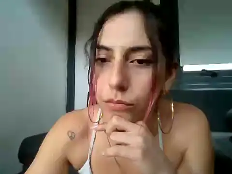 LatinDolliee online show from July 13, 6:22 pm