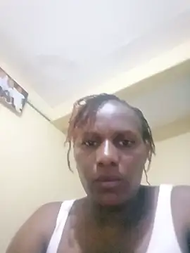 Snapshot of luckyanicia chatting on May 21, 9:44 pm luckyanicia online show from May 21, 9:44 pm