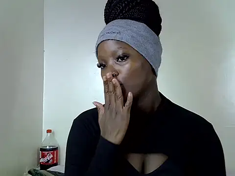 Snapshot of Ariana_ribaby chatting on June 19, 5:50 pm Ariana ribaby online show from June 19, 5:50 pm