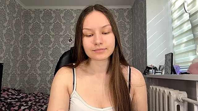 Snapshot of ShaylaChong chatting on June 24, 6:01 am ShaylaChong online show from June 24, 6:01 am