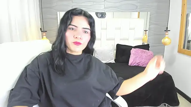 Snapshot of Lia__Kalifa chatting on June 6, 5:45 am Lia Kalifa online show from June 6, 5:45 am