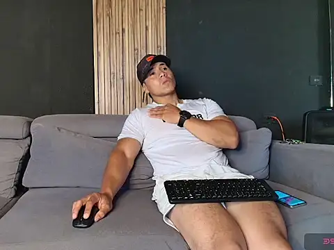 Snapshot of hetero_sexxx chatting on June 4, 8:48 pm hetero sexxx online show from June 4, 8:48 pm