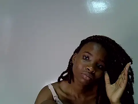 lee shaz online show from June 6, 7:35 am