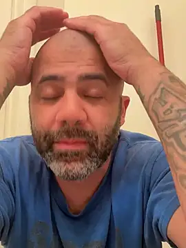 bigdick20101 online show from June 13, 4:54 am