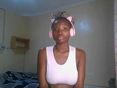 Snapshot of Mariana_150 chatting on July 12, 9:39 pm Mariana 150 online show from July 12, 9:39 pm