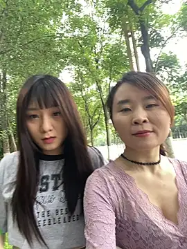 Snapshot of yan63737 chatting on June 11, 3:15 am yan63737 online show from June 11, 3:15 am