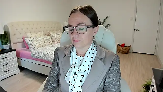 Vika73 online show from October 1, 11:49 am