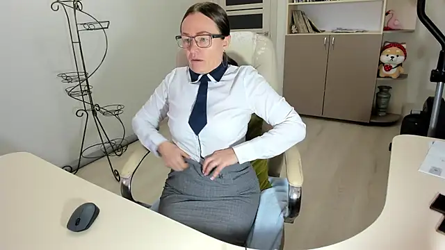 Vika73 online show from November 20, 7:08 am