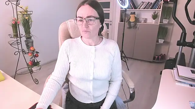 Vika73 online show from February 1, 6:23 am