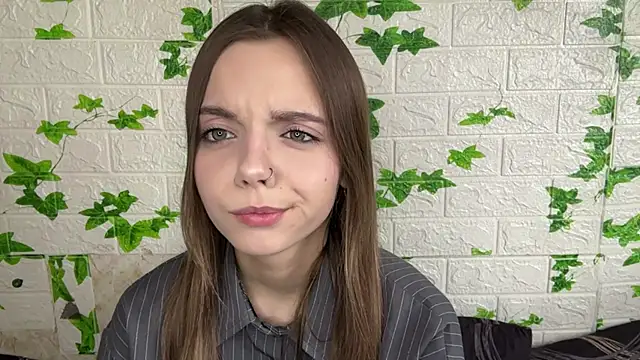 LisaPorse online show from June 3, 2:08 pm