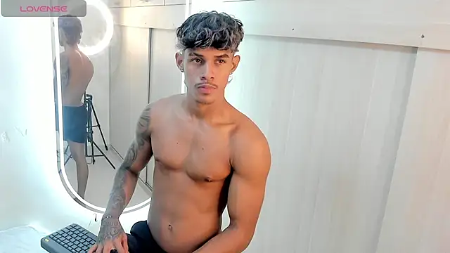 Joao da silva19 online show from June 24, 2:27 pm