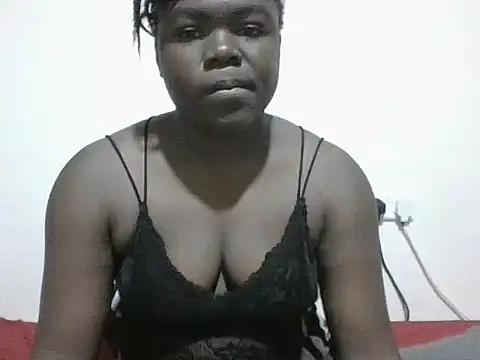 Snapshot of evethegurl chatting on June 18, 10:03 pm evethegurl online show from June 18, 10:03 pm