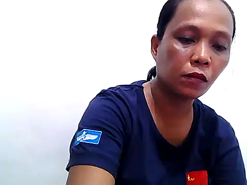 morenapilipina online show from May 17, 1:47 am