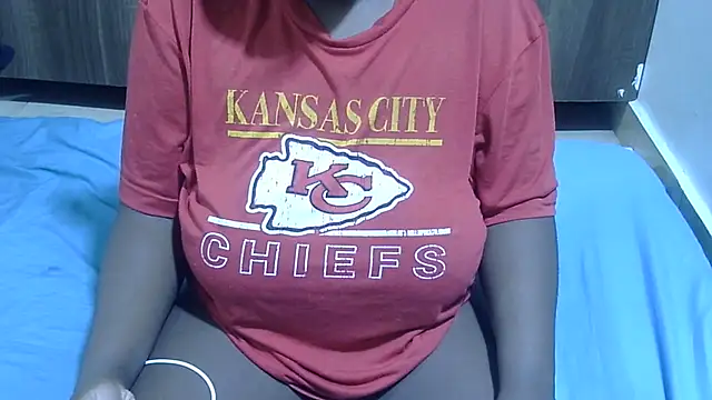 RawHoneyXo- online show from June 10, 9:35 pm