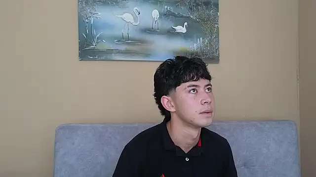 Snapshot of myke_magic chatting on June 24, 3:33 pm myke magic online show from June 24, 3:33 pm