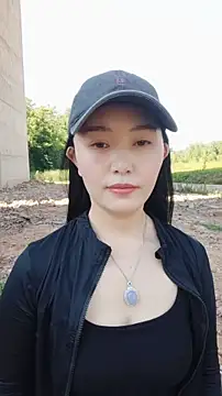 lylxili online show from June 10, 6:45 am