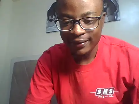 Snapshot of freakyboy255 chatting on June 15, 6:32 pm freakyboy255 online show from June 15, 6:32 pm
