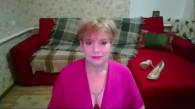 Snapshot of SamantaxFocs chatting on May 28, 3:48 am SamantaxFocs online show from May 28, 3:48 am