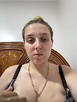 Loulou fck online show from July 22, 8:11 pm