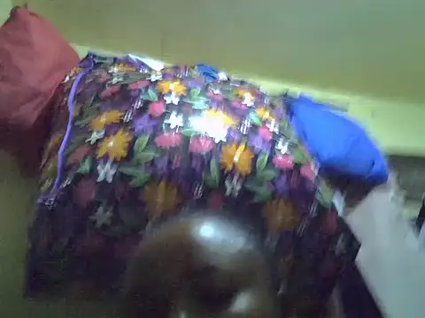 Snapshot of ChoccoCherry chatting on May 20, 10:43 am ChoccoCherry online show from May 20, 10:43 am