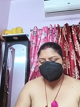 Snapshot of Curvy_Jyoti chatting on July 6, 5:59 pm Curvy Jyoti online show from July 6, 5:59 pm