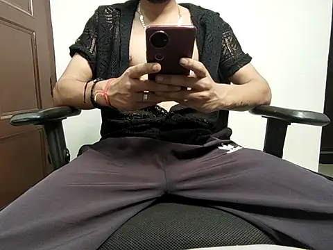 Foryoudarlingx online show from May 21, 3:52 pm