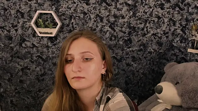 Snapshot of Jenny_smille_ chatting on May 20, 9:26 am Jenny smille online show from May 20, 9:26 am